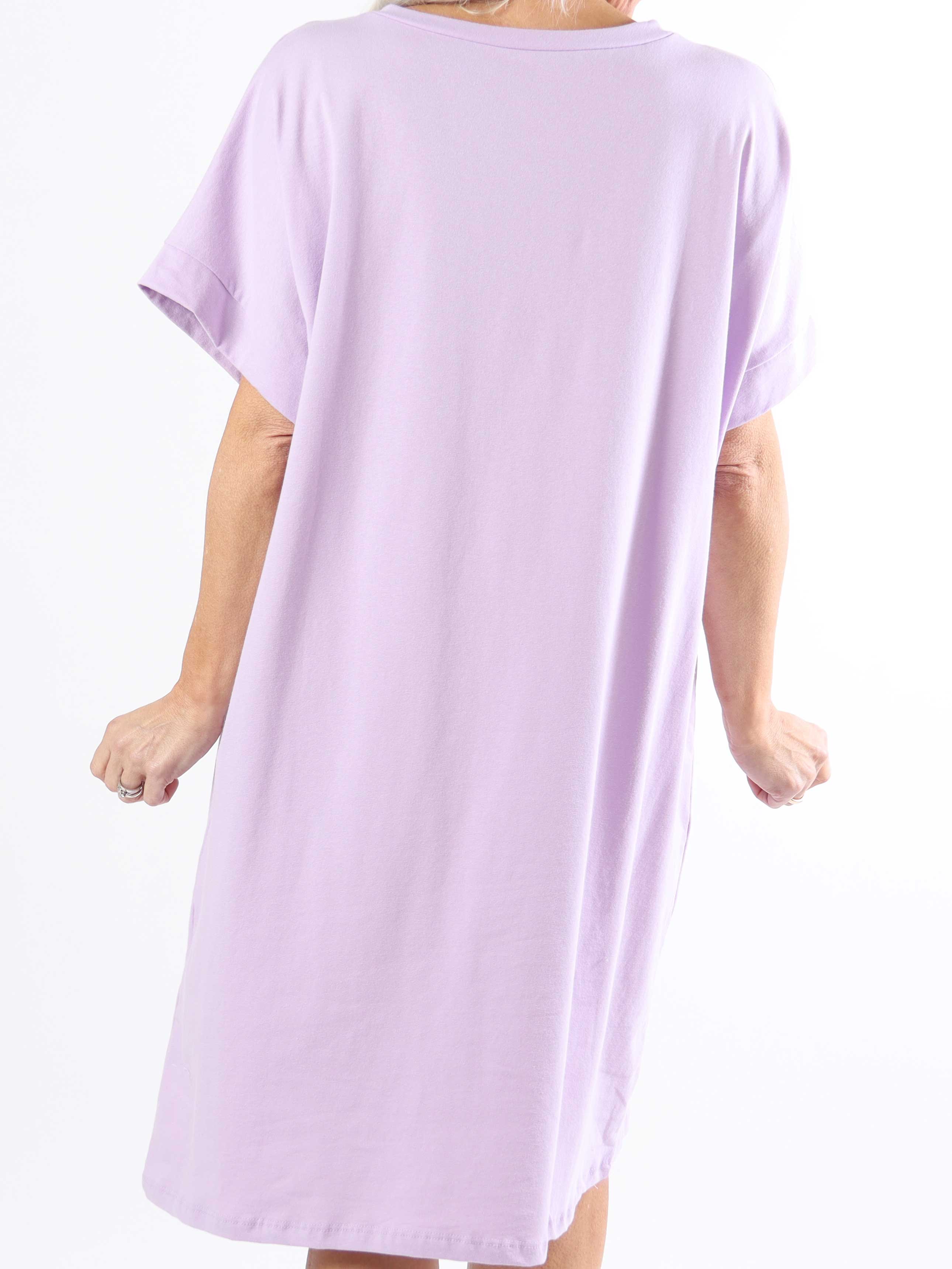 Pernille - Plus size t-shirtklänning i bomull med tryck